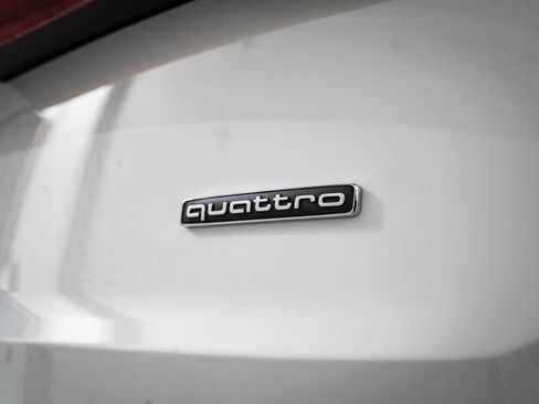 Used 2025 Audi Q7 2.0T Premium Plus w/ Premium Plus Package image 9