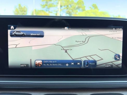 Used 2025 Mercedes-Benz GLE 450e 4MATIC image 5