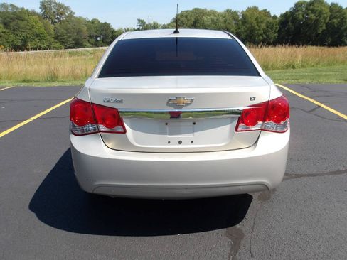 Used 2012 Chevrolet Cruze LT FWD image 4