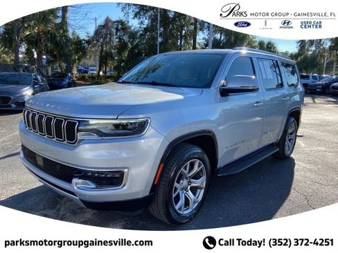 Used 2022 Jeep Wagoneer Series II image 8