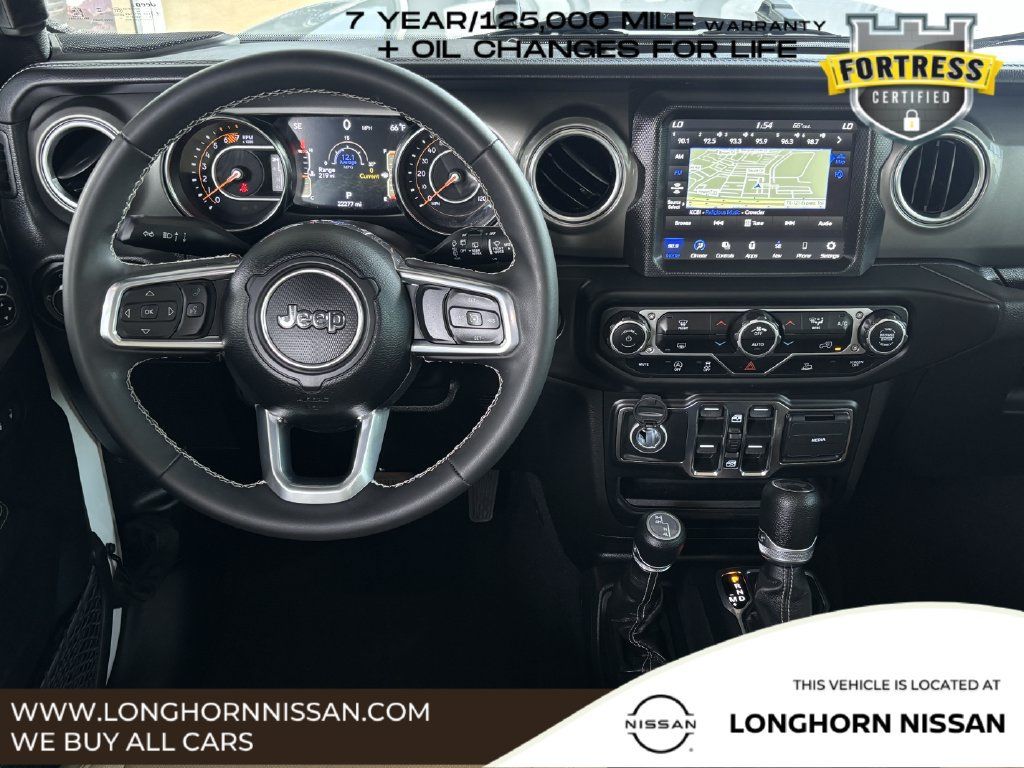 Used 2023 Jeep Wrangler Unlimited Sahara AWD/4WD image 11