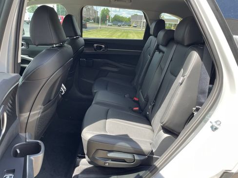 New 2026 Kia Sorento S AWD/4WD image 10
