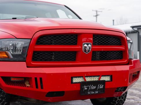 Used 2012 RAM 1500 Express image 9