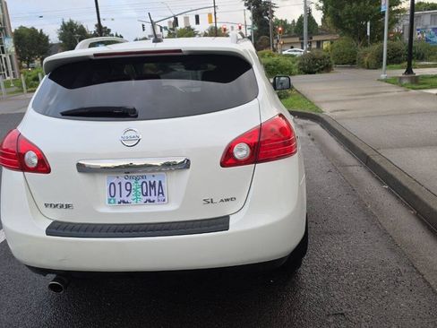 Used 2011 Nissan Rogue SV w/ SL Pkg AWD/4WD image 7