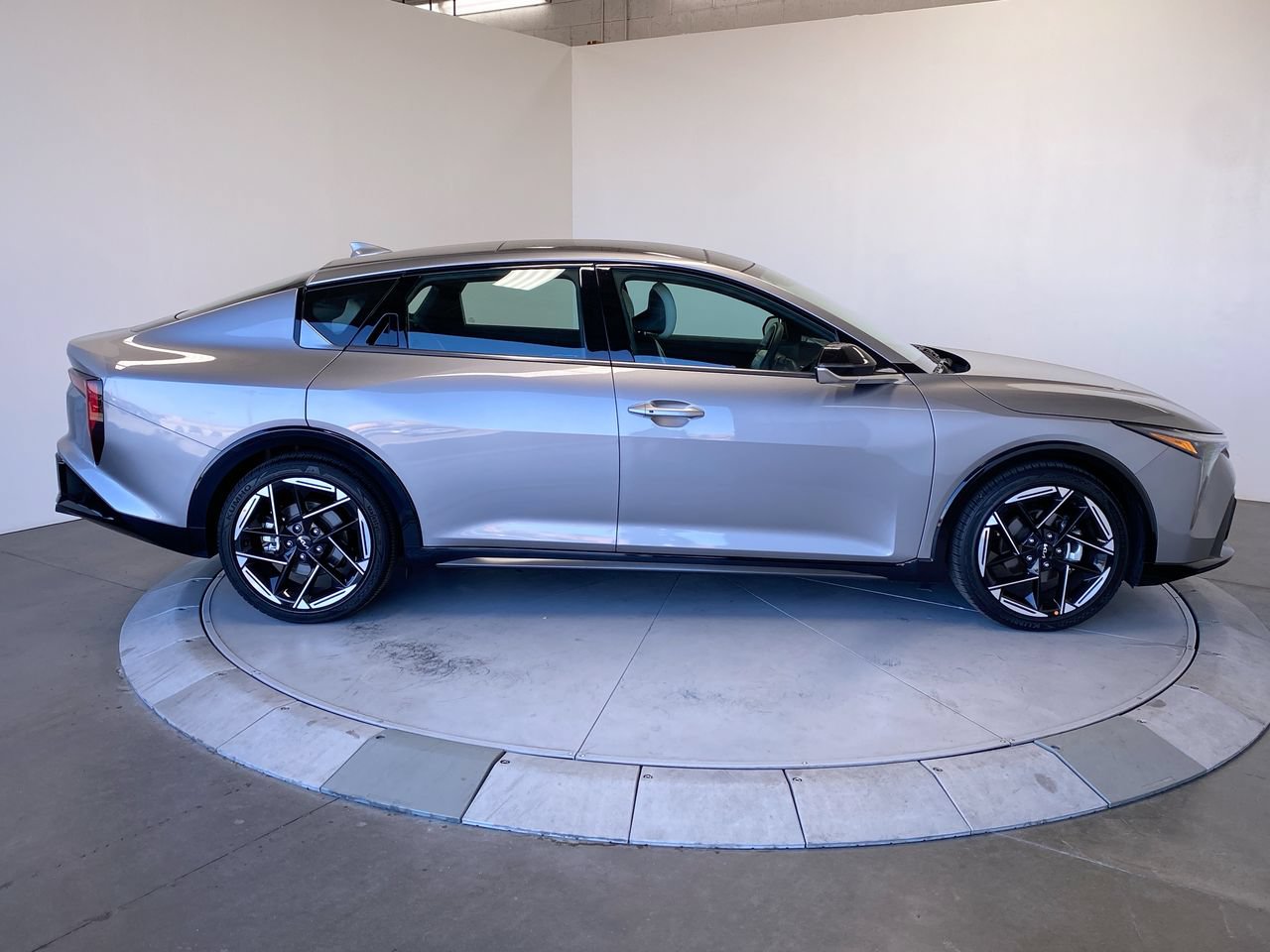 Certified 2026 Kia K4 EX w/ GT-Line Sunroof Package FWD image 6