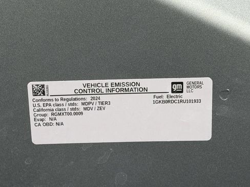 Used 2024 GMC Hummer EV 3X w/ LPO, Cargo Utility Package AWD/4WD image 50