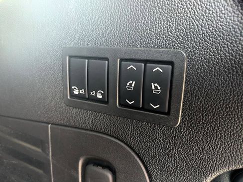 Used 2016 Chevrolet Tahoe LTZ image 35