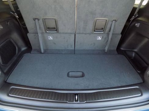 New 2026 Jeep Grand Cherokee L Limited RWD image 31