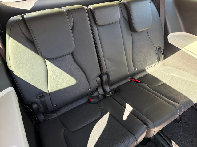 Used 2023 Kia Carnival SX Prestige FWD image 18