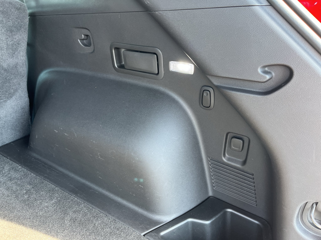 Used 2023 Chevrolet Blazer LT FWD image 37