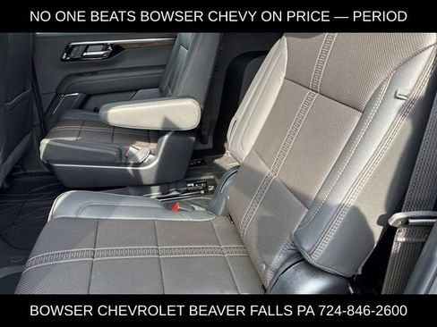New 2026 Chevrolet Suburban High Country AWD/4WD image 5