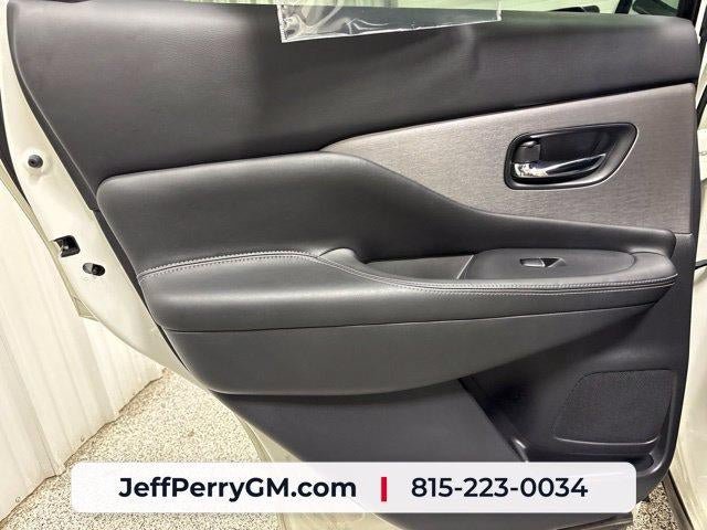 Used 2020 Nissan Murano SL w/ Moonroof Package AWD/4WD image 28