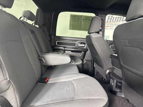 Used 2024 RAM 3500 Big Horn image 25
