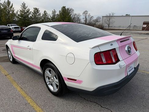 Used 2010 Ford Mustang Coupe image 6