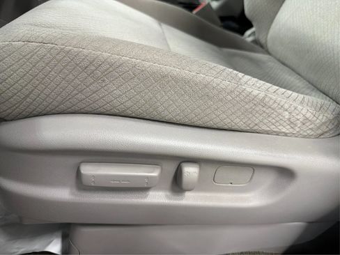 Used 2015 Honda Odyssey LX image 30