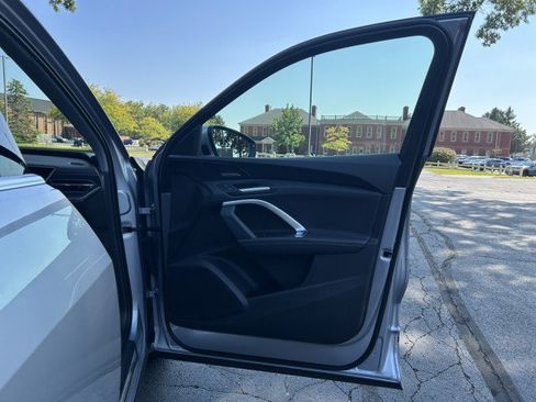 Certified 2025 Audi Q5 Premium Plus w/ Premium Plus image 30