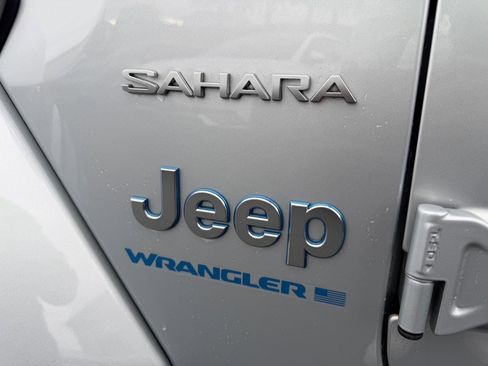 Used 2023 Jeep Wrangler Sahara w/ Cold Weather Group image 53