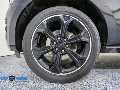 Used 2024 Ford Expedition Limited AWD/4WD image 49