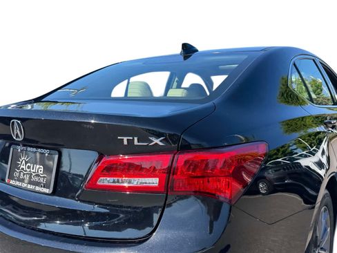 Used 2020 Acura TLX FWD image 7