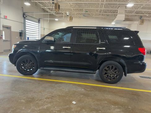 Used 2013 Toyota Sequoia Platinum AWD/4WD image 9