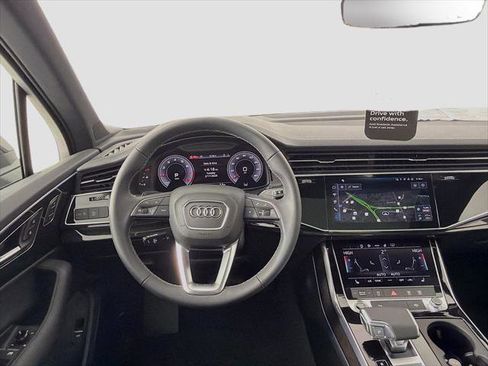 New 2026 Audi Q7 2.0T Premium AWD/4WD image 25
