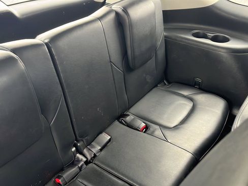 Used 2024 Nissan Armada SL AWD/4WD image 30