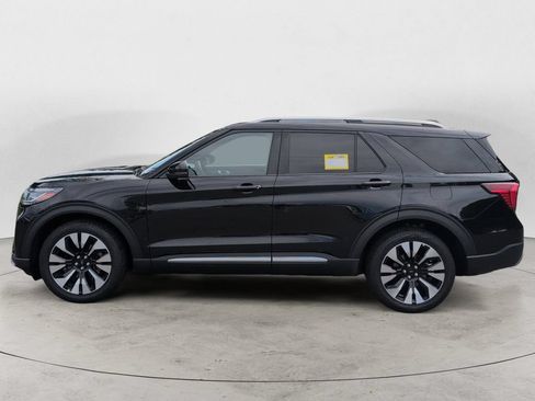 Certified 2025 Ford Explorer Platinum w/ LUX Leather Package AWD/4WD image 2