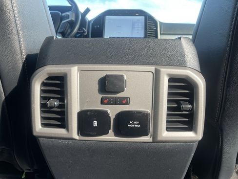 Used 2022 Ford F250 Lariat w/ Tremor Off-Road Package image 31
