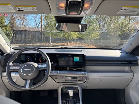 Used 2025 Hyundai Kona SEL image 31