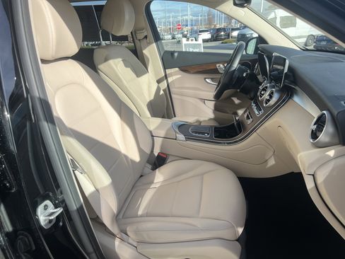 Certified 2022 Mercedes-Benz GLC 300 4MATIC image 26