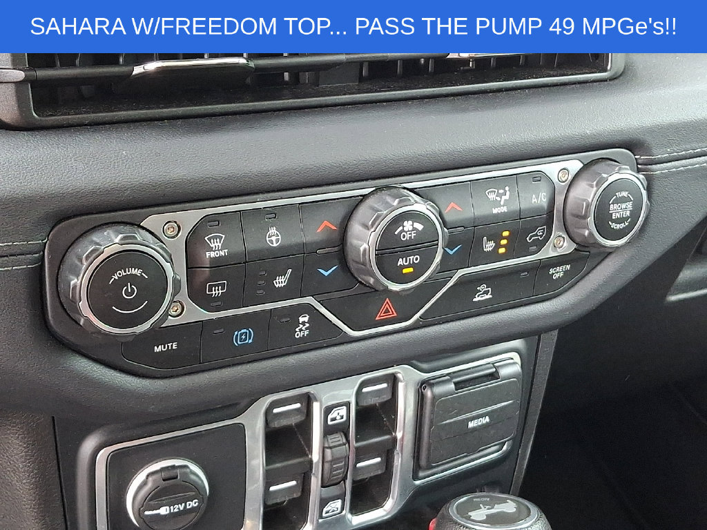Used 2024 Jeep Wrangler Unlimited Sahara AWD/4WD image 14