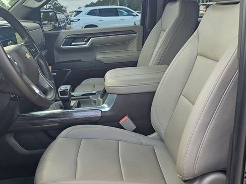 Used 2024 Chevrolet Silverado 1500 LTZ AWD/4WD image 7