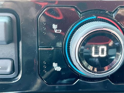 Used 2022 Chevrolet Silverado 1500 LT Trail Boss w/ Convenience Package II image 20