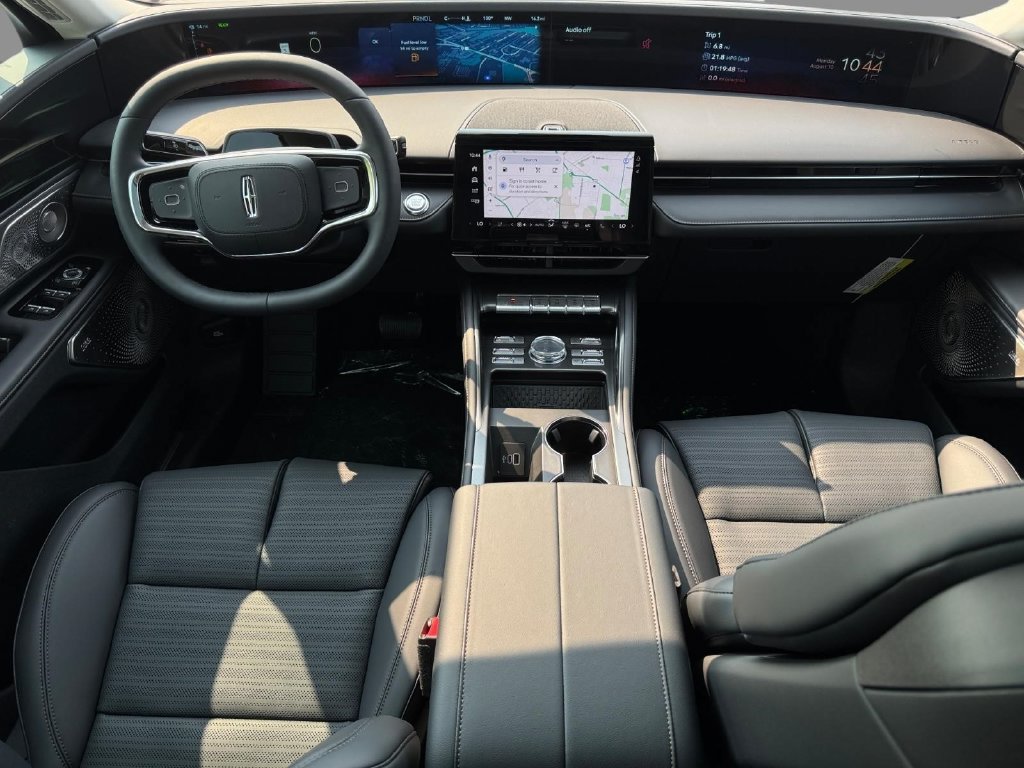 New 2026 Lincoln Nautilus Reserve AWD/4WD image 10