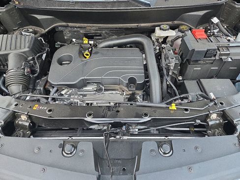 Used 2026 Chevrolet Equinox LT w/ Convenience Package II image 33