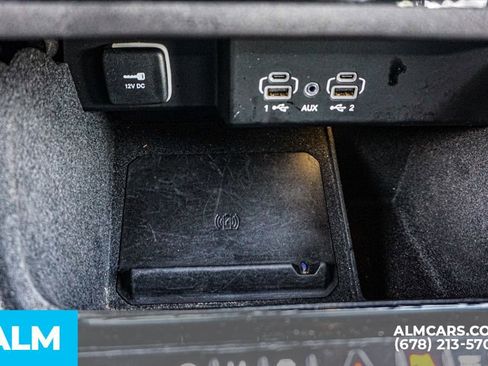 Used 2024 Jeep Wagoneer Series II w/ Flexible Seating Group image 47