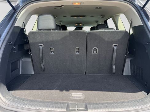 Used 2021 Kia Telluride LX AWD/4WD image 18