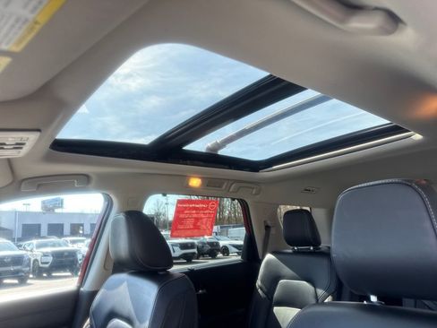 Used 2024 Nissan Pathfinder SL w/ SL Premium Package image 22