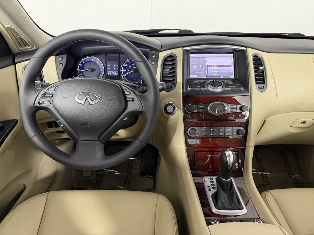 Used 2017 INFINITI QX50 AWD w/ Premium Package image 13