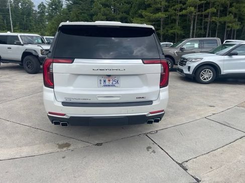 Used 2025 GMC Yukon XL Denali w/ Sun & Power Step Package AWD/4WD image 10