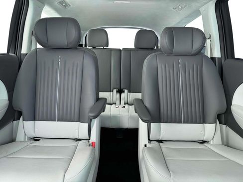 New 2026 Hyundai Ioniq 9 Calligraphy image 16