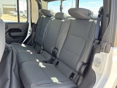 New 2026 Jeep Gladiator Sport image 25