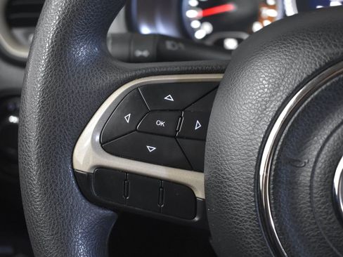 Used 2016 Jeep Renegade Sport w/ Power & Air Group image 15