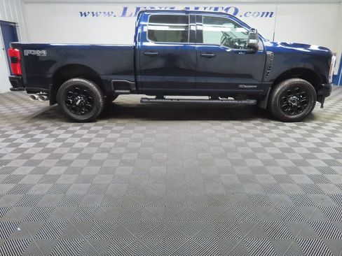 Used 2025 Ford F250 Lariat w/ Black Appearance Package AWD/4WD image 2