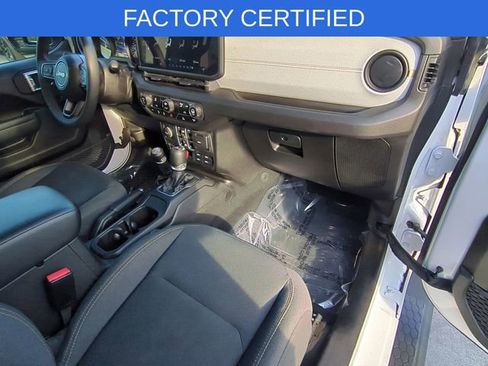 Certified 2024 Jeep Wrangler Sport S image 34