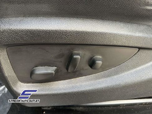 Used 2018 Chevrolet Silverado 2500 LTZ image 19