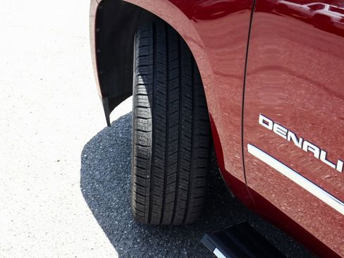 Used 2019 GMC Yukon Denali w/ Denali Ultimate Package RWD image 56