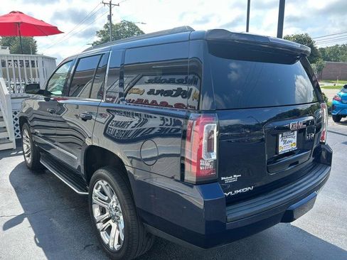 Used 2018 GMC Yukon SLT w/ Premium Edition image 5