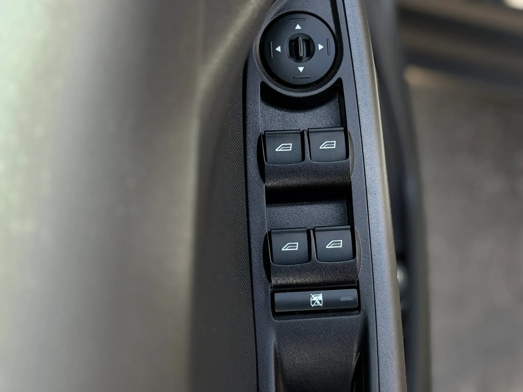 Used 2018 Ford Focus SEL FWD image 26
