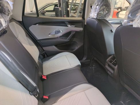 New 2026 Volkswagen Tiguan SE AWD/4WD image 31